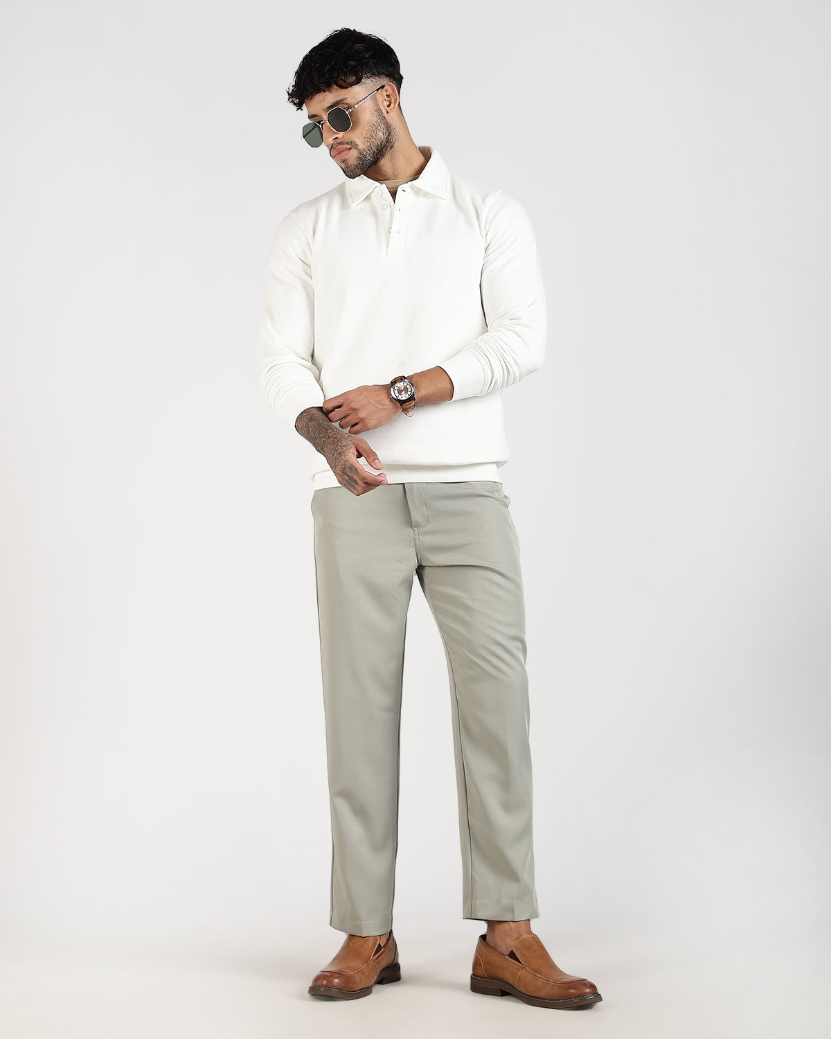 Relaxed Fit Buttoned Sweatshirt - White