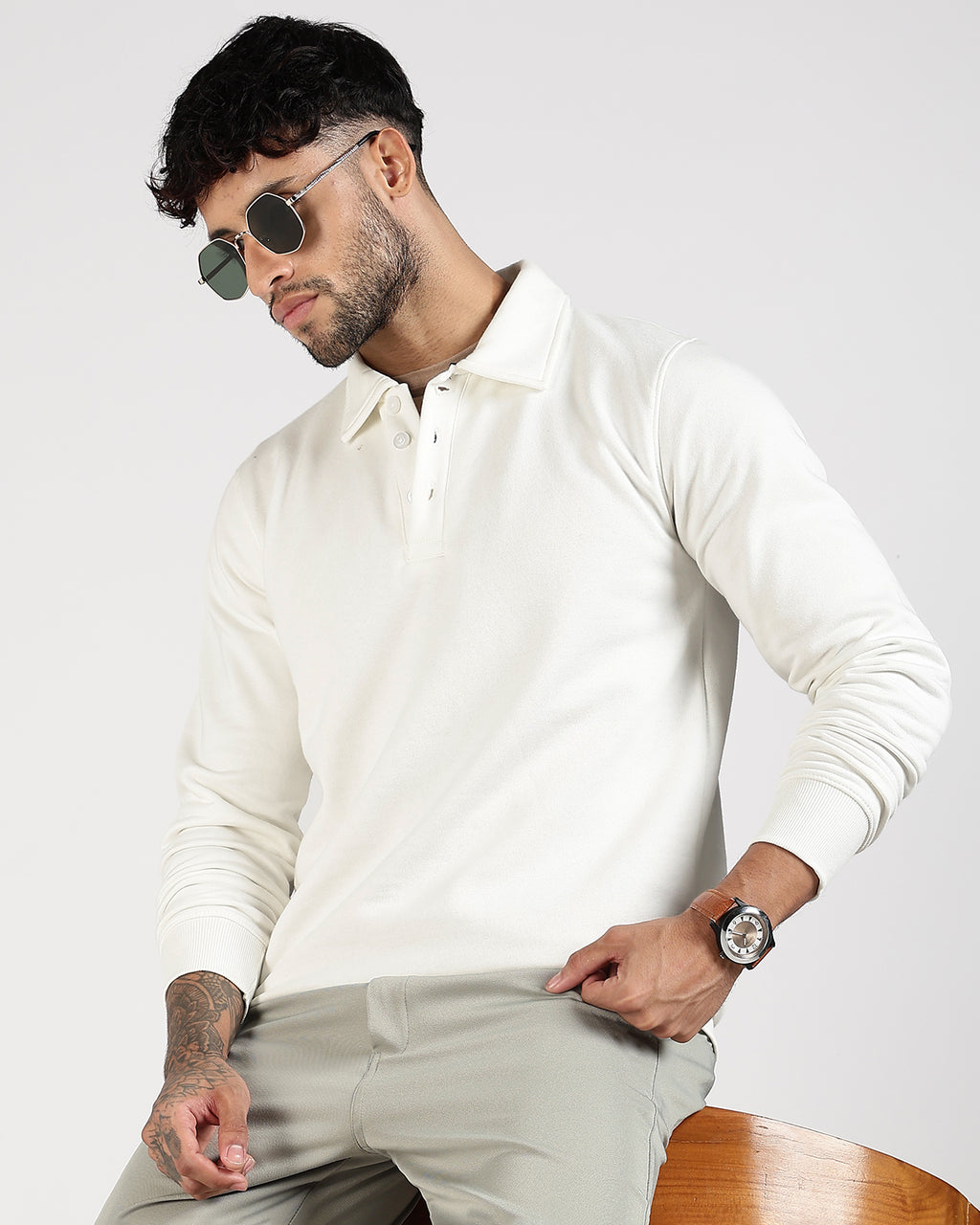 Relaxed Fit Buttoned Sweatshirt - White